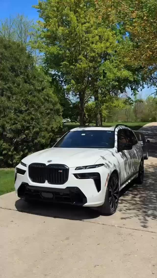 Detailed vehicle finish showcase four